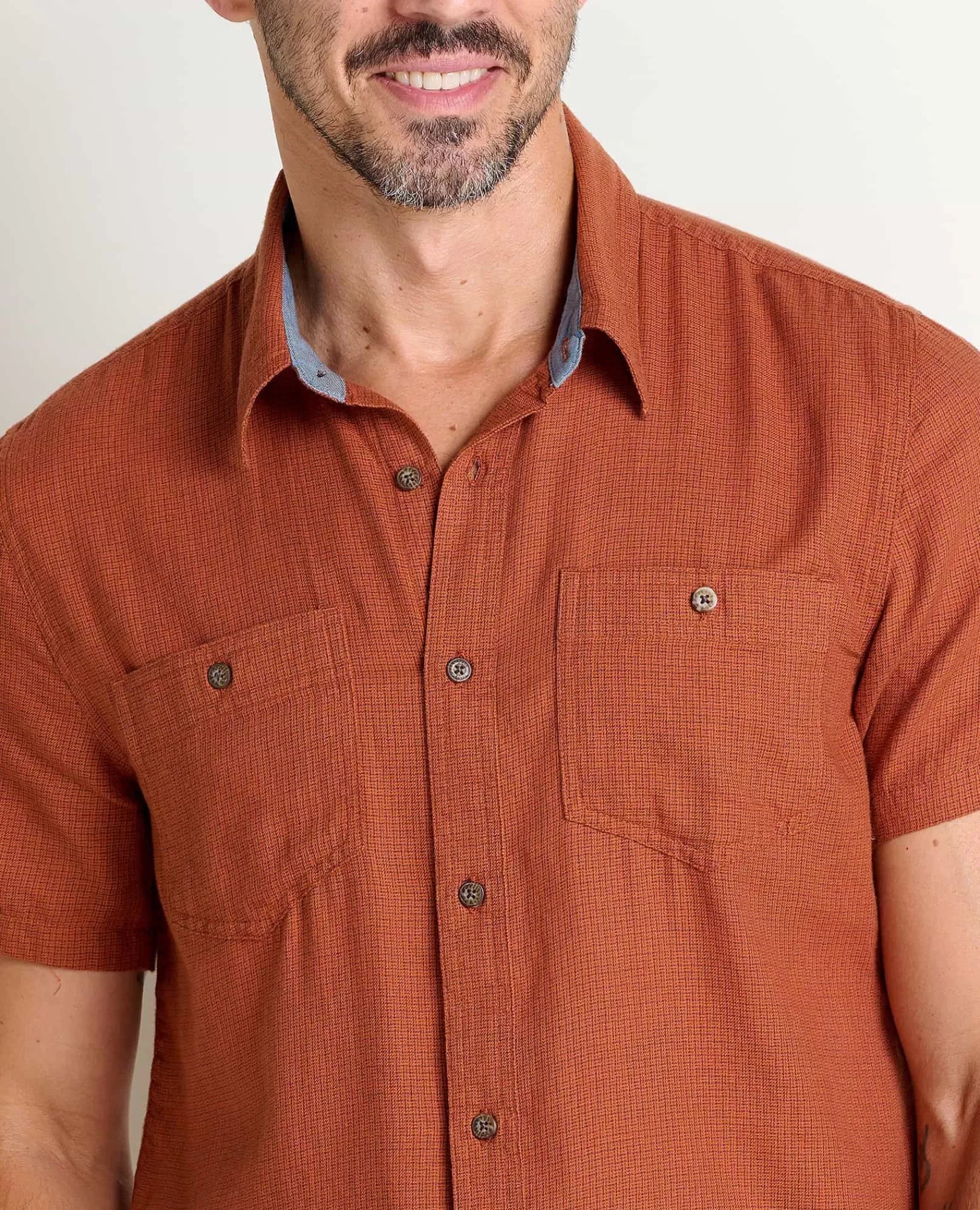 Honcho Packable Organic Cotton Short Sleeve Shirt in Rust