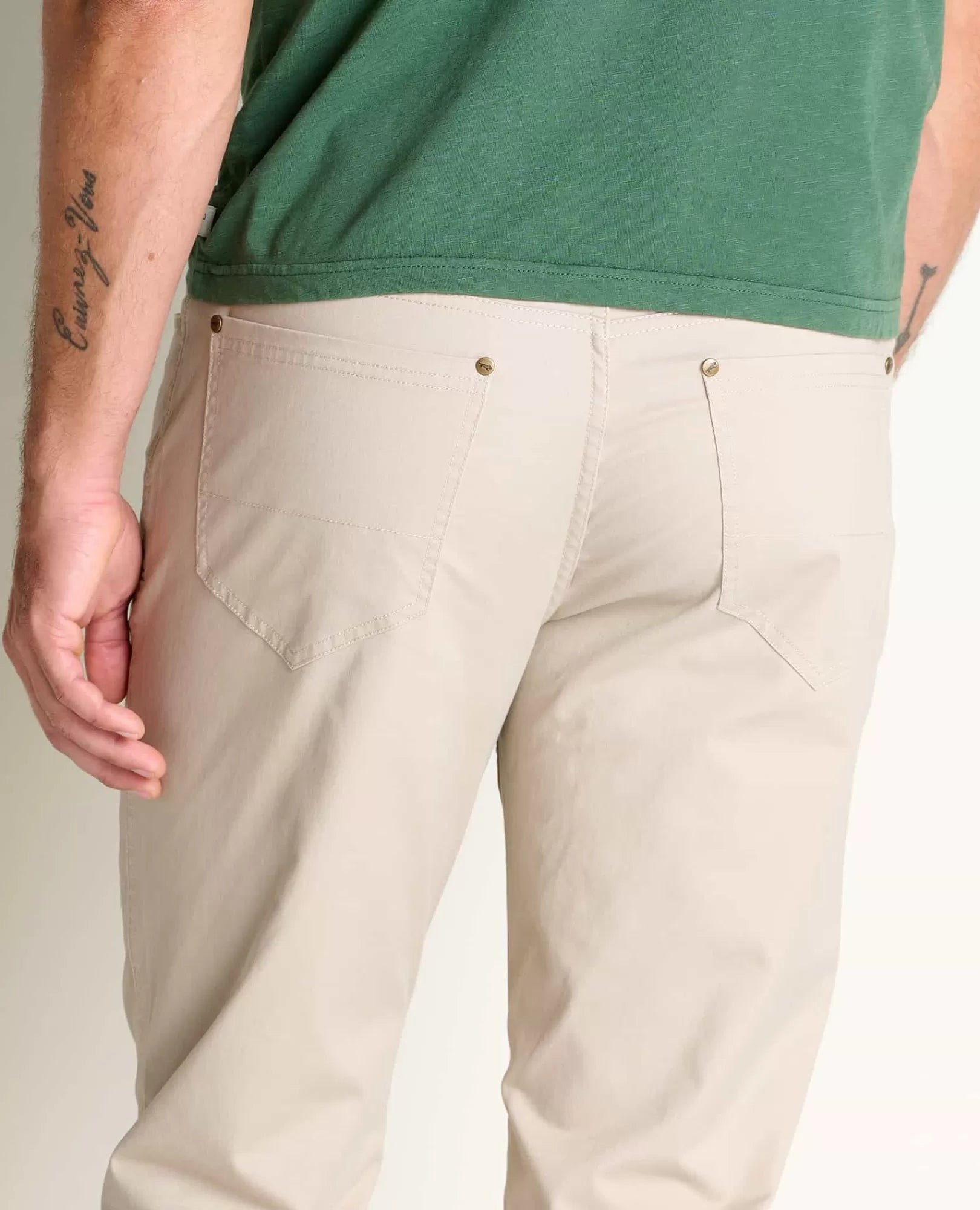 Mission Ridge 5-Pocket Lean Pants in Barnwood Vintage Wash