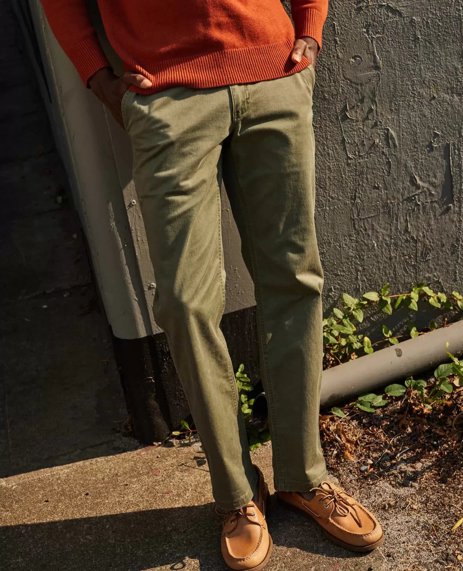 Mission Ridge Lean Pants in Barnwood Vintage Wash